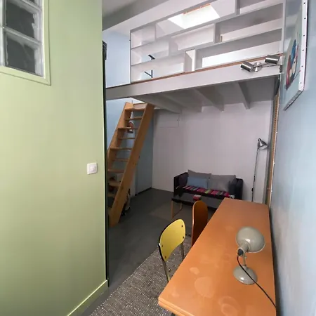 19 Mezzanine,calme,ensoleillé *