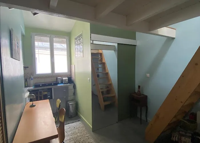 19 Mezzanine,calme,ensoleille *